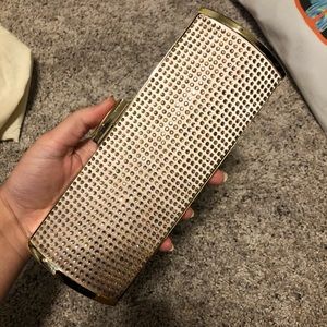 Express Clutch